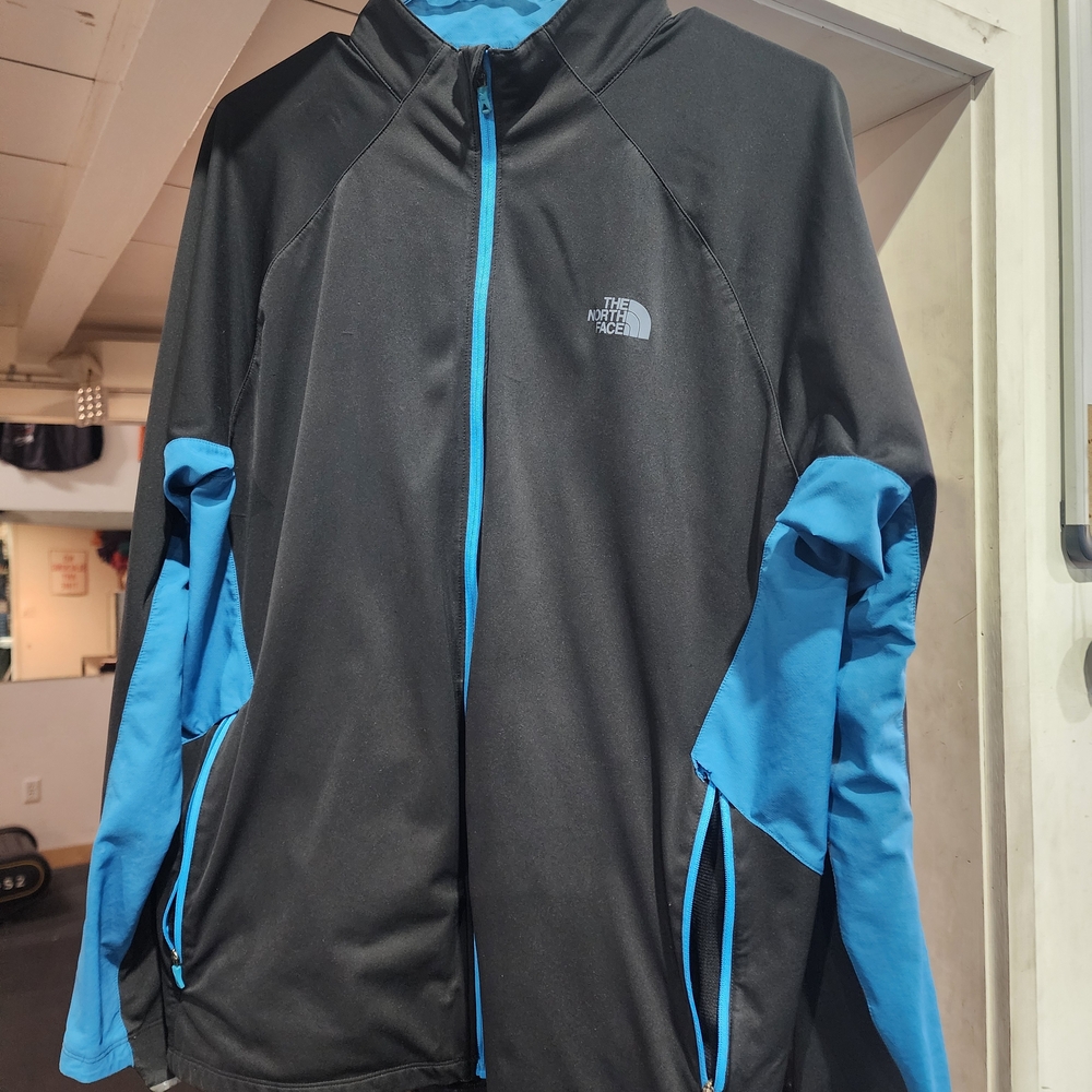 The North Face Men's Black and Blue Performance Jacket